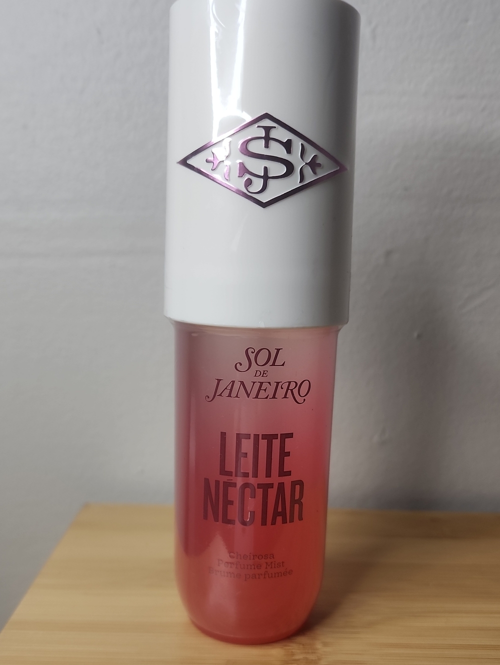 Sol de Janeiro Leite Nectar Fragrance Mist — White & Pink Bottle